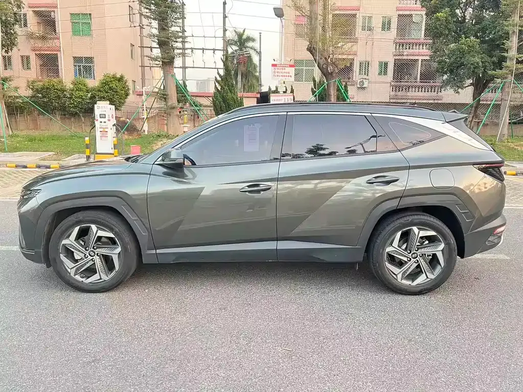 Hyundai Tucson — фото 9