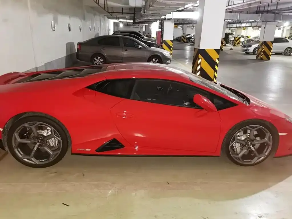 Lamborghini Huracan — фото 6