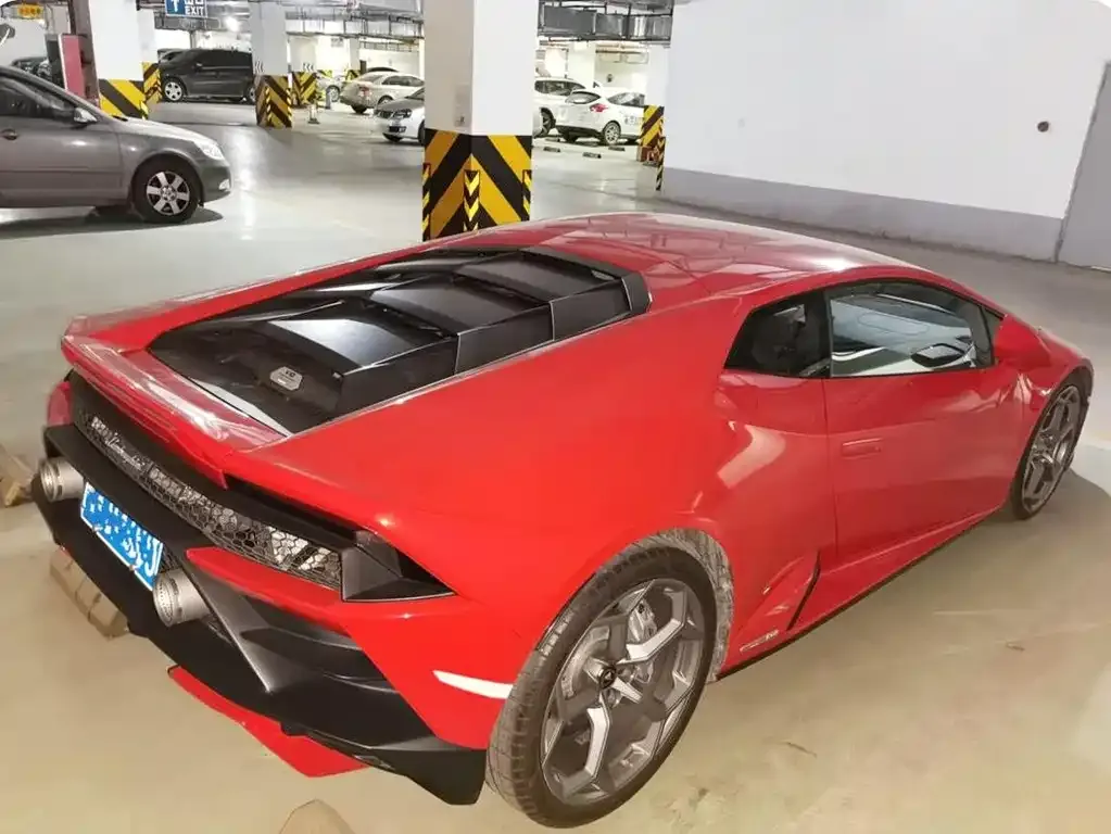 Lamborghini Huracan — фото 5