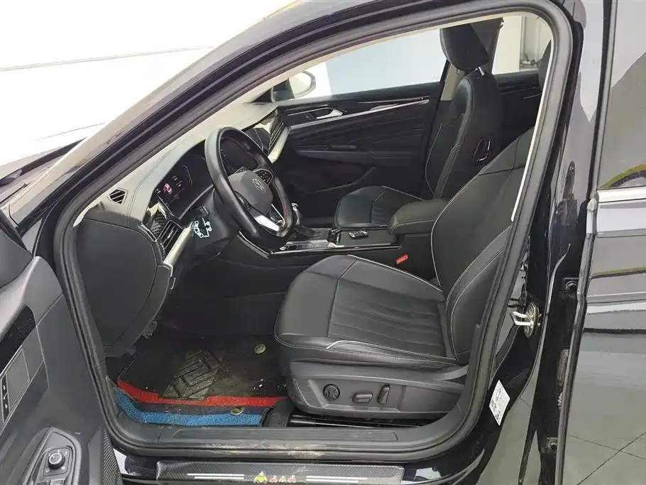 Volkswagen Passat — фото 8