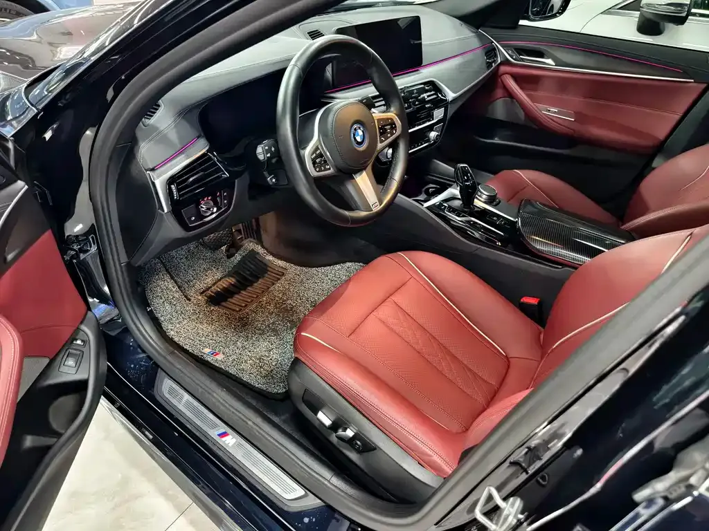 BMW 5 Series New Energy — фото 7