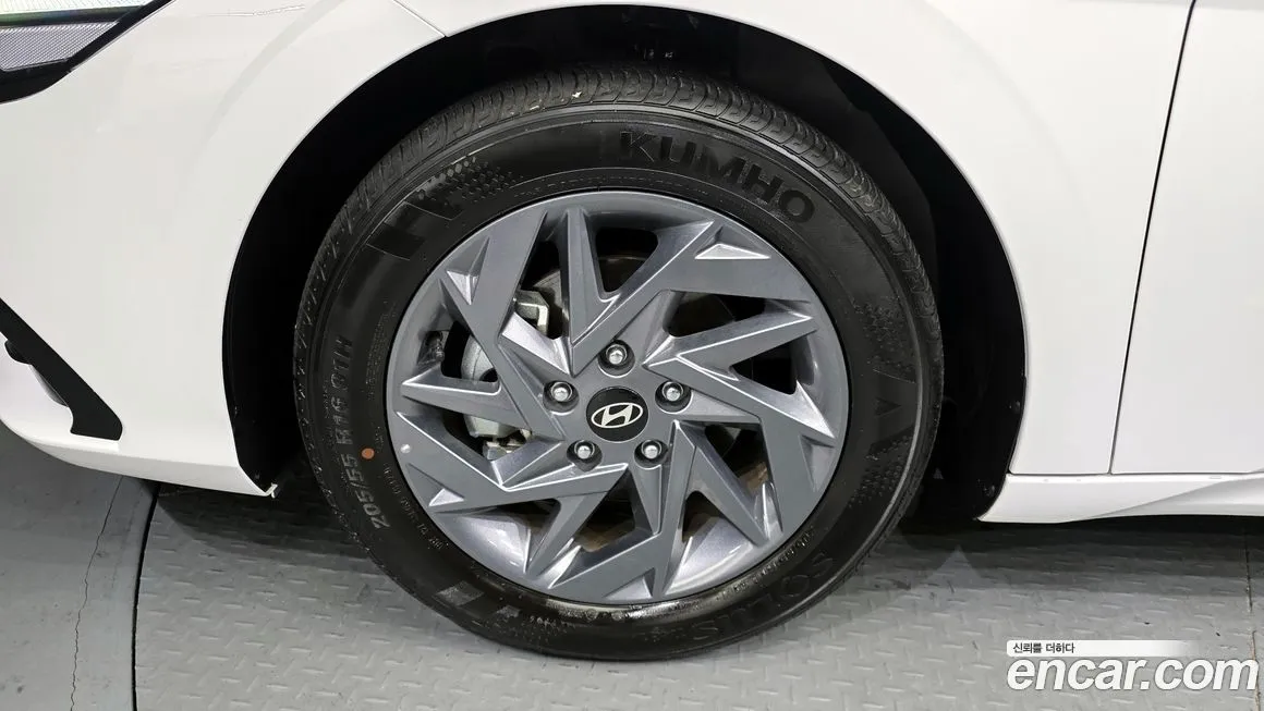 Hyundai AVANTE — фото 7