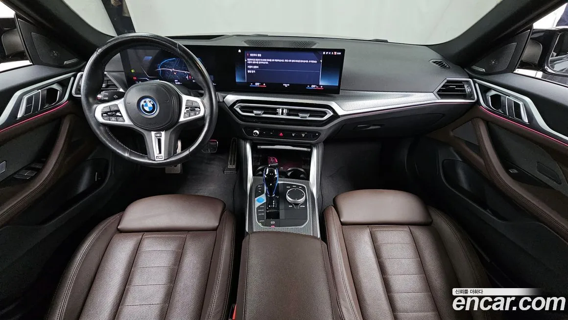 BMW i4 — фото 8