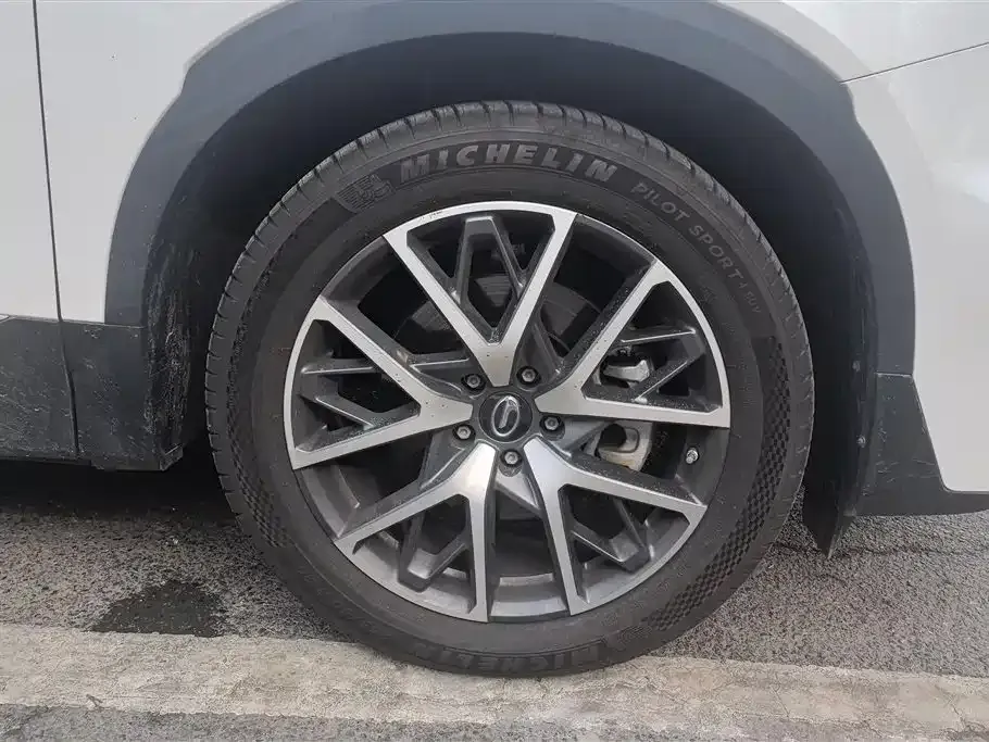 GAC Motor Trumpchi GS8 — фото 9