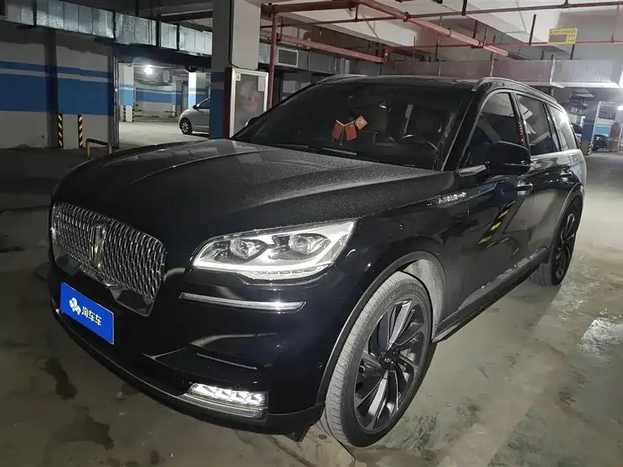 Lincoln Aviator — фото 1