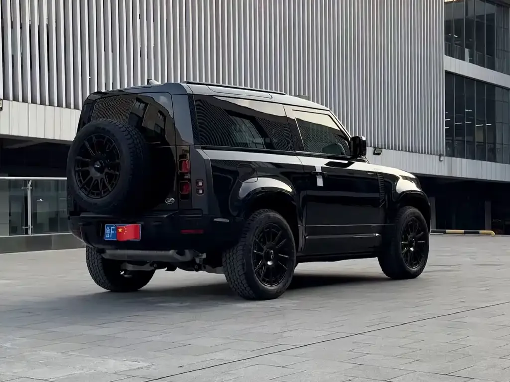 Land Rover Defender — фото 3