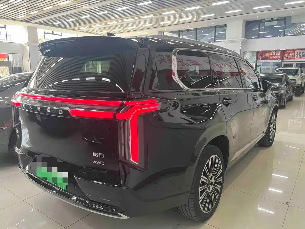 Exeed Xingtu Lanyue C-DM — фото 4
