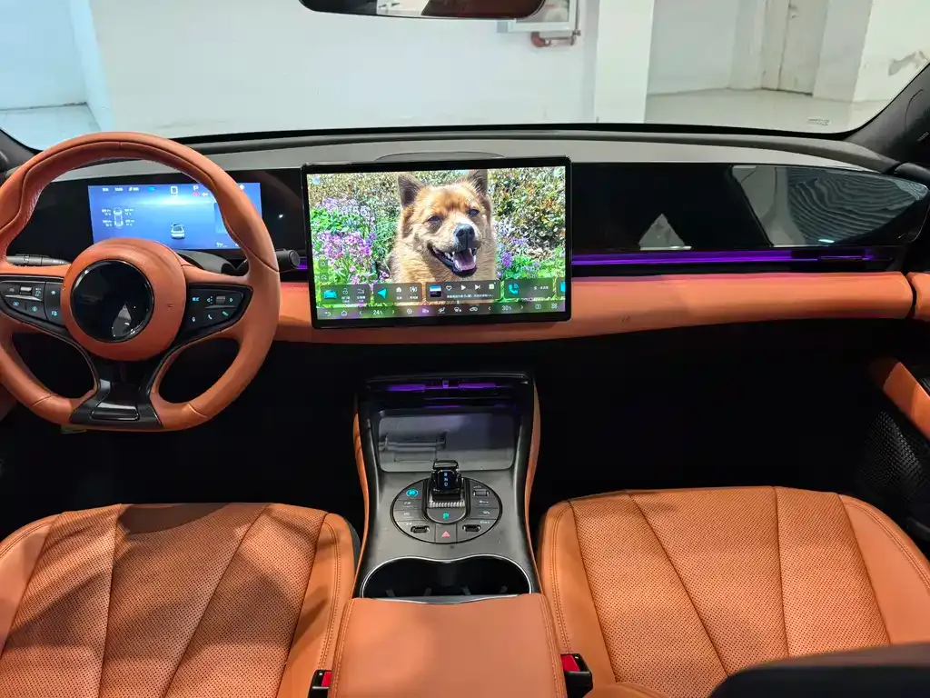 BYD Seal — фото 10
