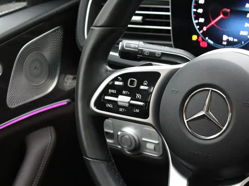 Mercedes-Benz GLE — фото 5