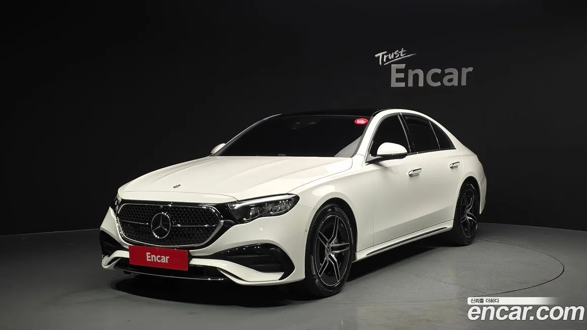 Mercedes-Benz E-Class — фото 1
