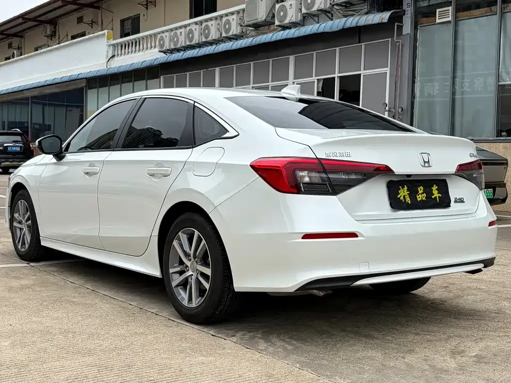 Honda Civic — фото 4
