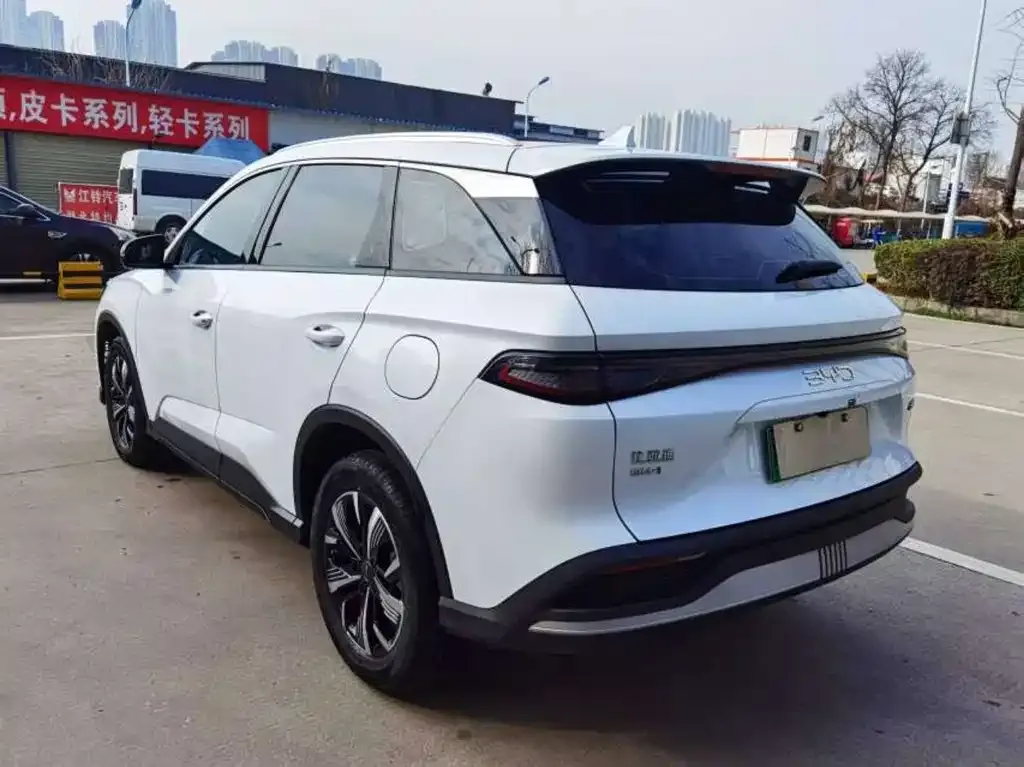 BYD Seal 05 DM-i — фото 2