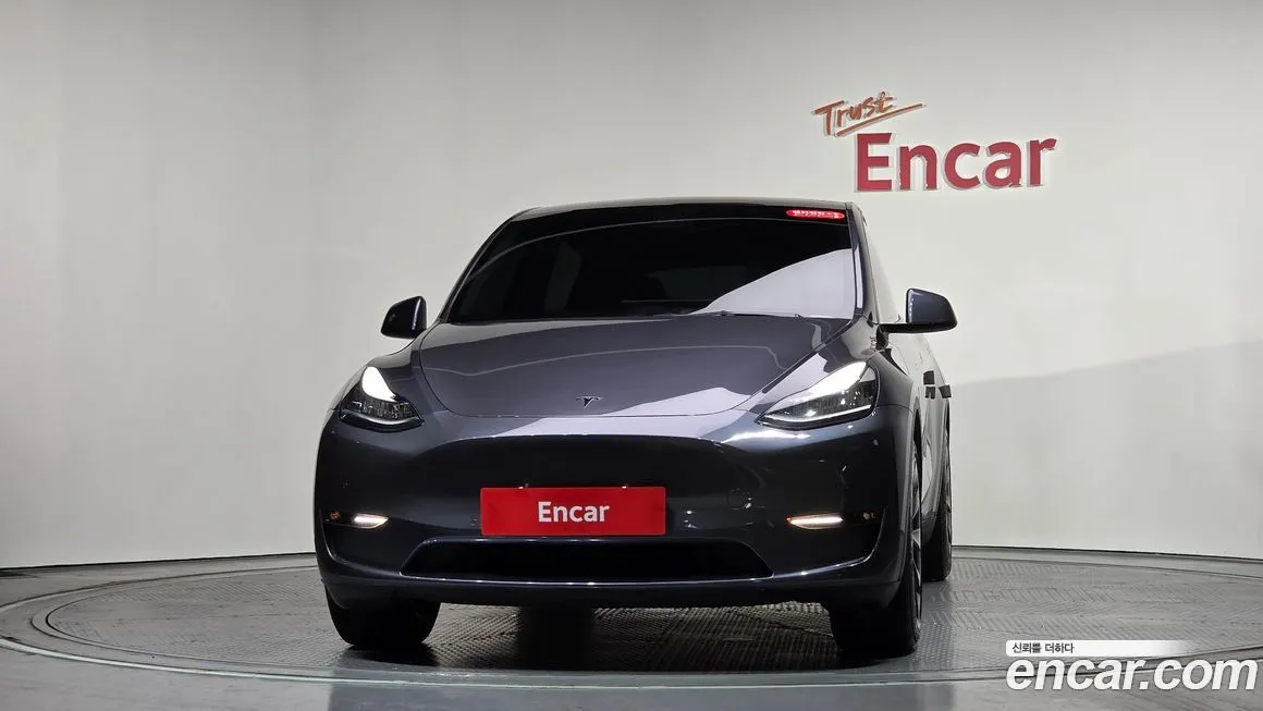 Tesla Model Y — фото 3
