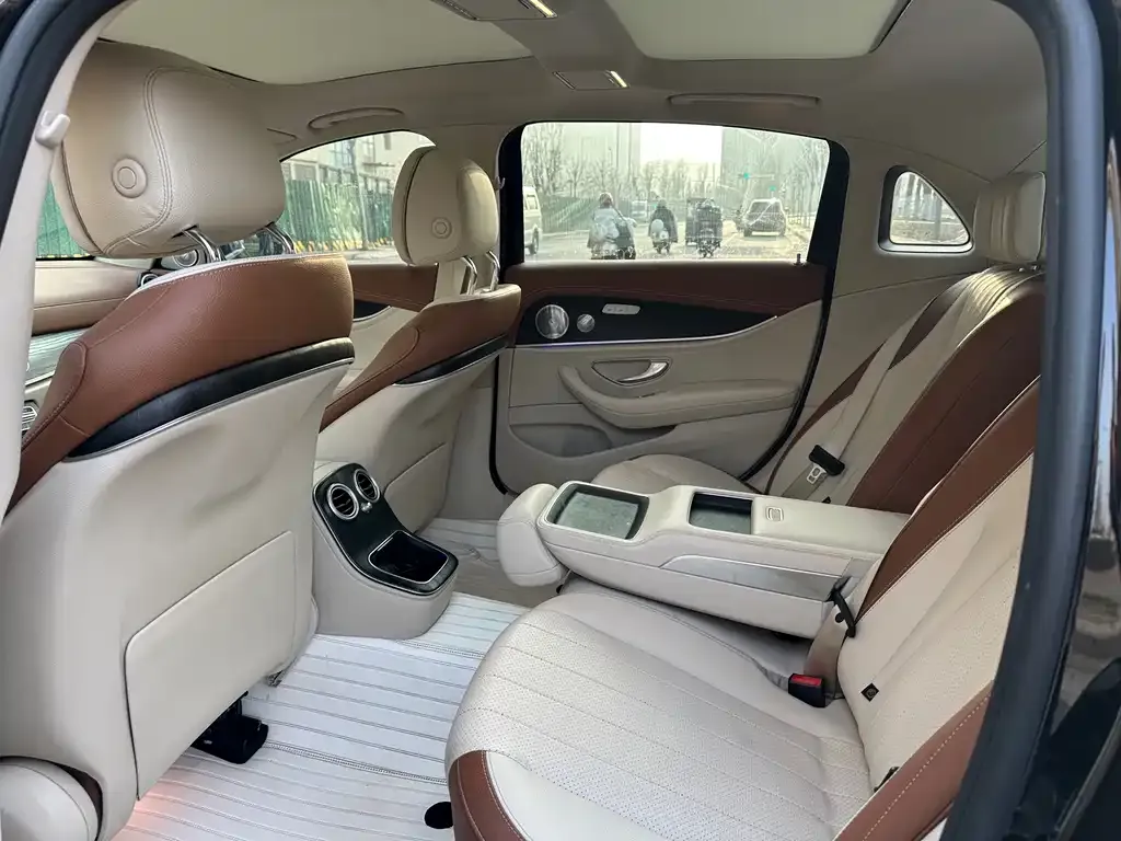 Mercedes-Benz E-Class New Energy — фото 4