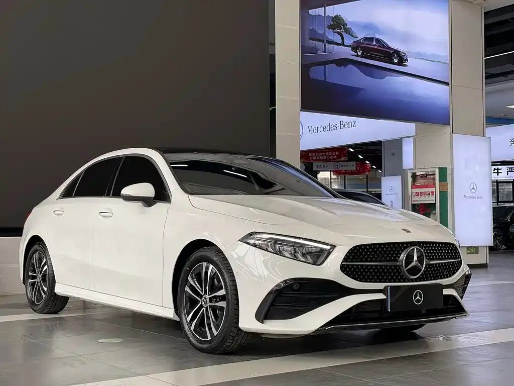 Mercedes-Benz A-Class — фото 4
