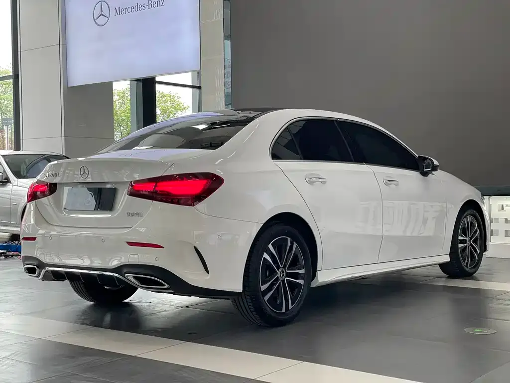 Mercedes-Benz A-Class — фото 7