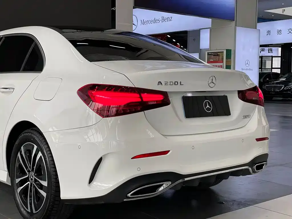 Mercedes-Benz A-Class — фото 10