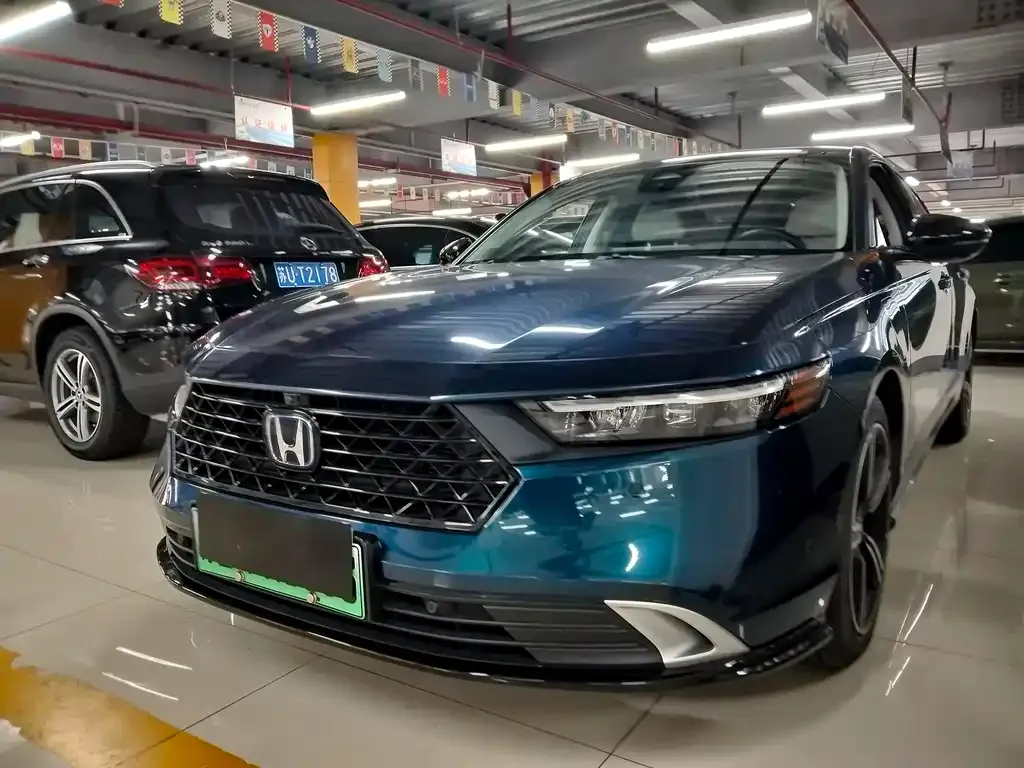 Honda Accord New Energy — фото 1