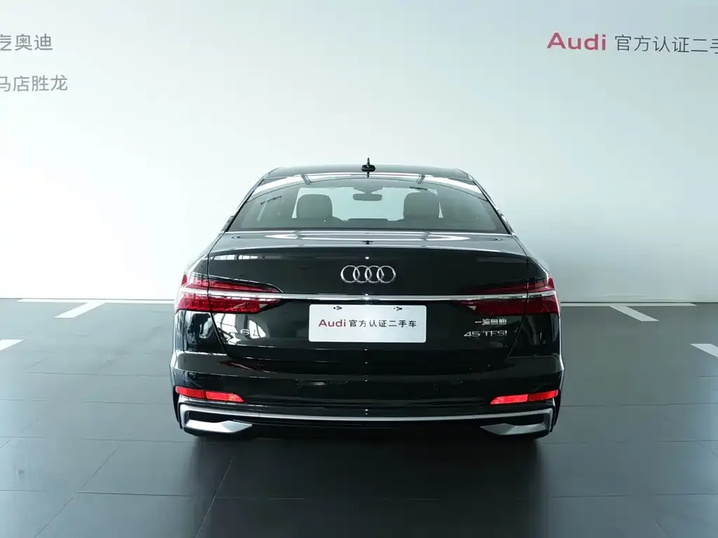 Audi A6L — фото 6