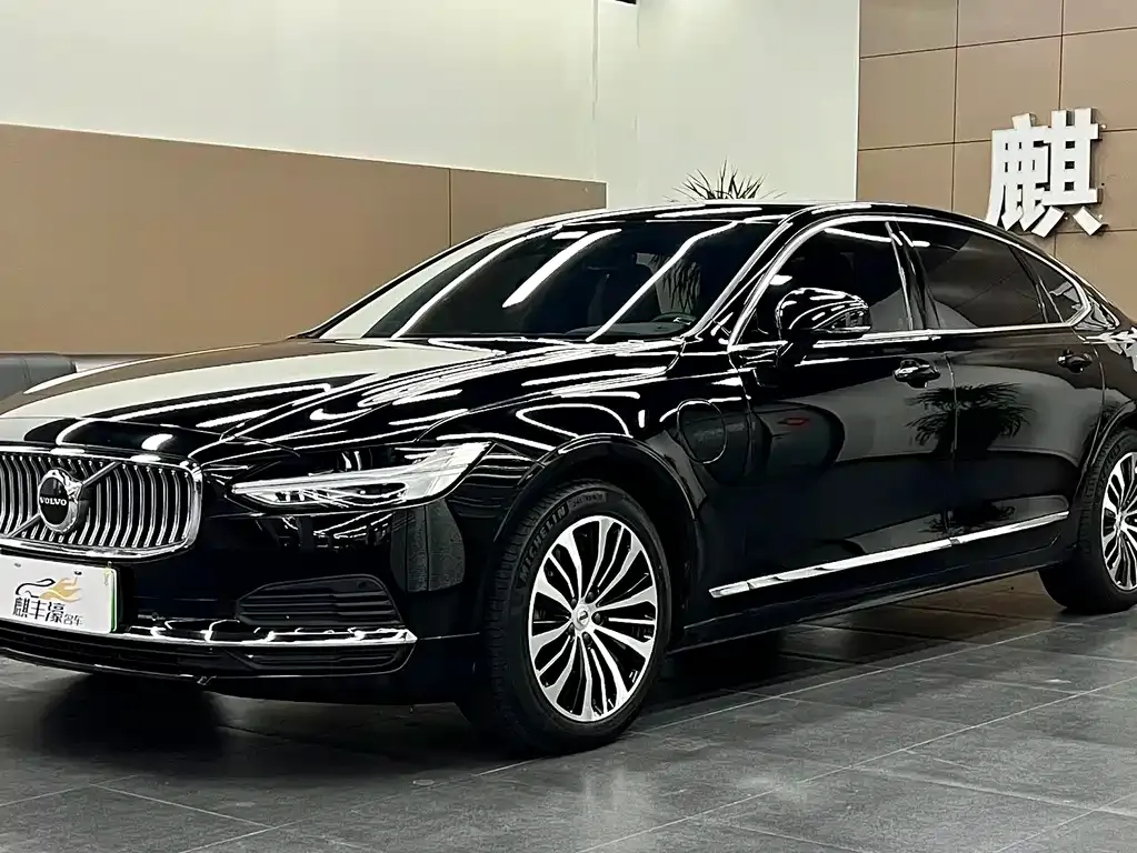 Volvo S90 PHEV — фото 1