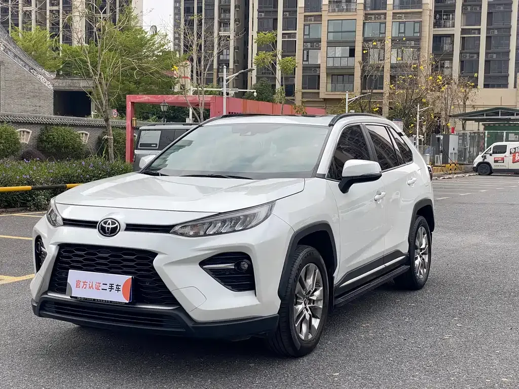 Toyota Wildlander — фото 1