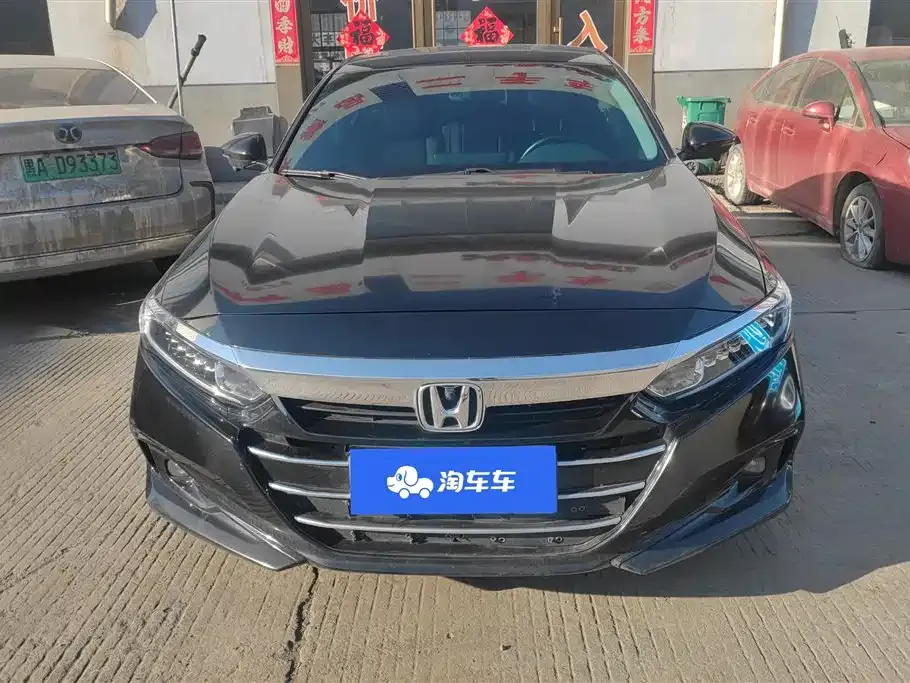 Honda Accord — фото 9
