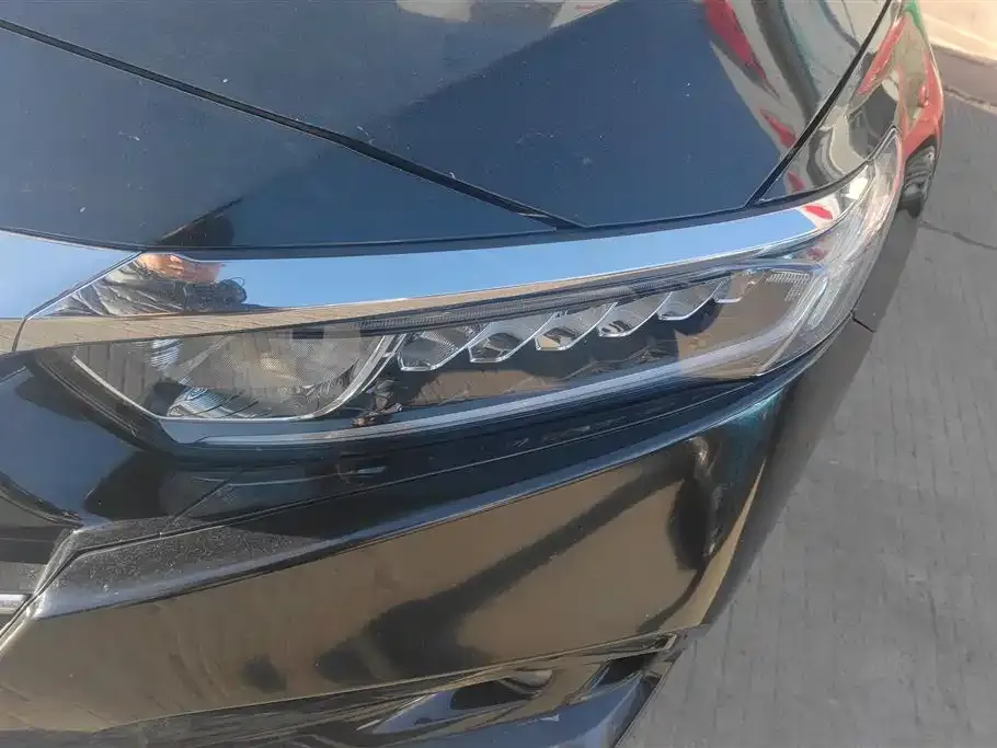 Honda Accord — фото 3