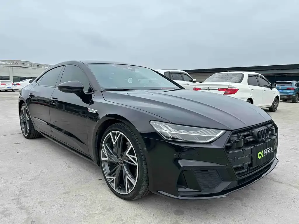 Audi A7L — фото 2