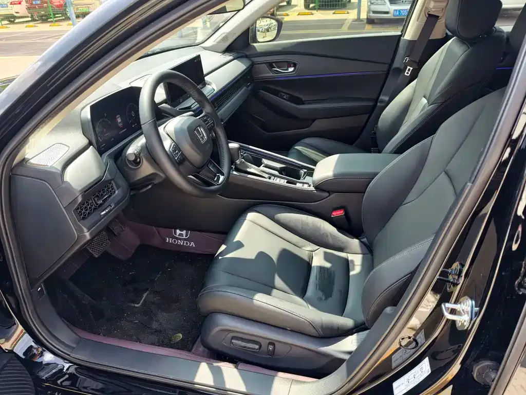 Honda Accord — фото 4
