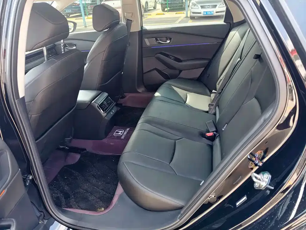 Honda Accord — фото 3
