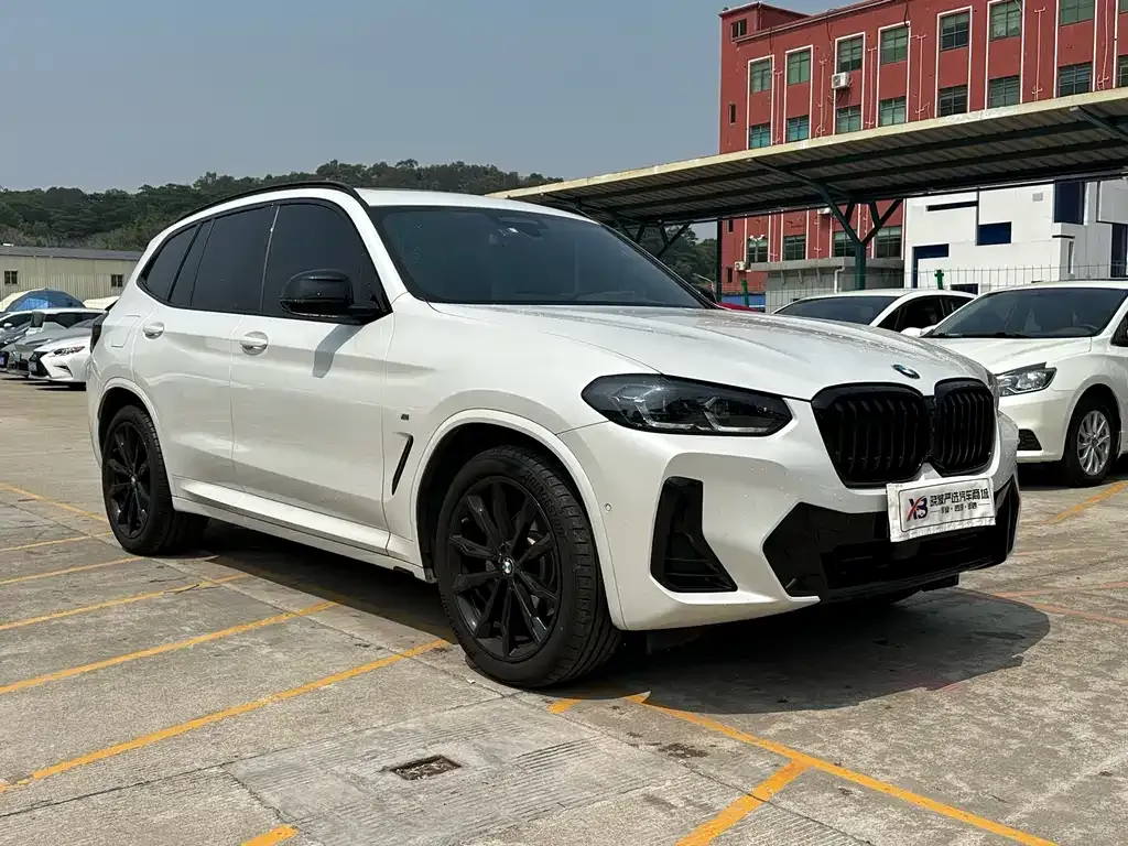 BMW X3 — фото 9