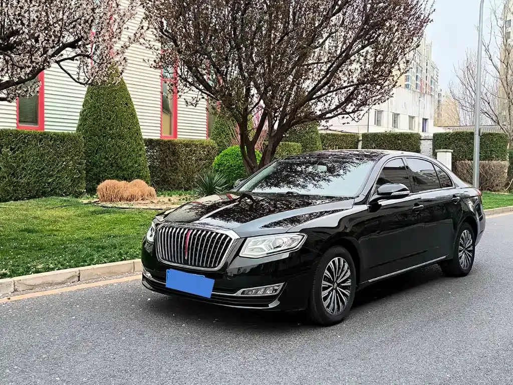 Hongqi H7 — фото 1