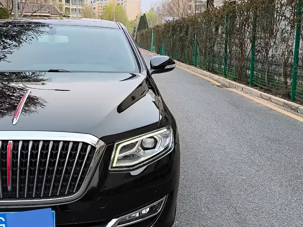 Hongqi H7 — фото 4