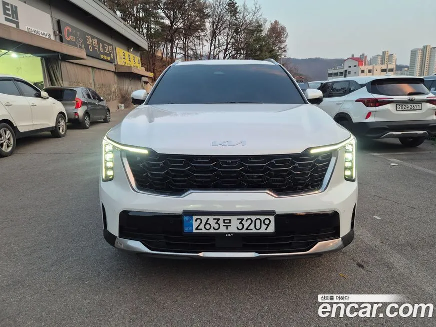 Kia Sorento — фото 7