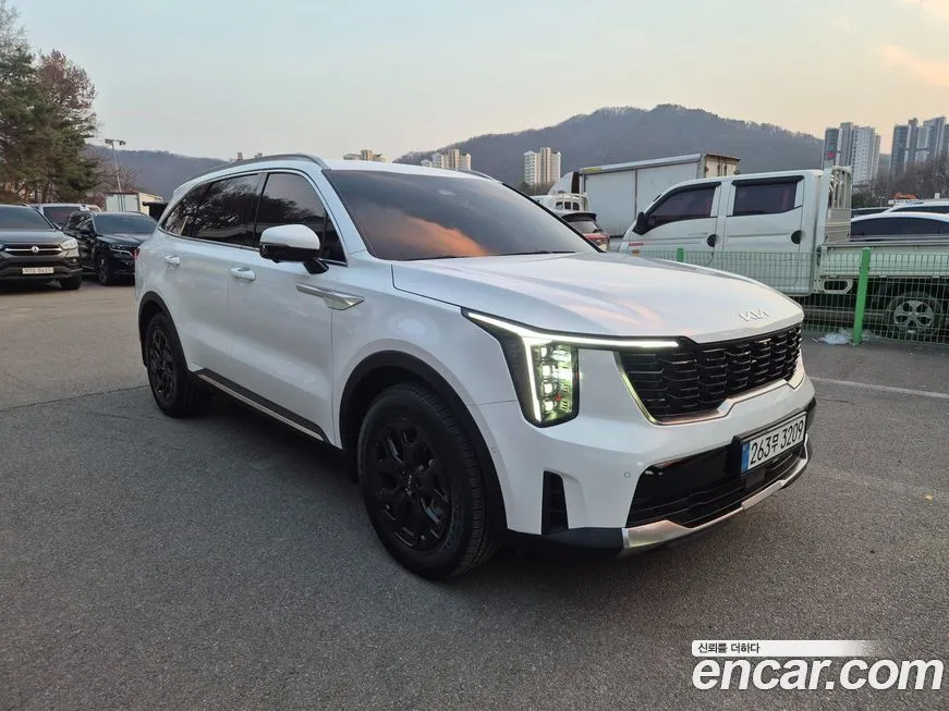Kia Sorento — фото 3