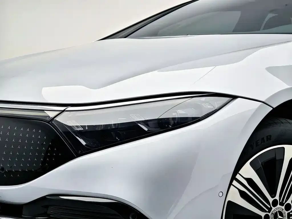Mercedes-Benz EQS — фото 10