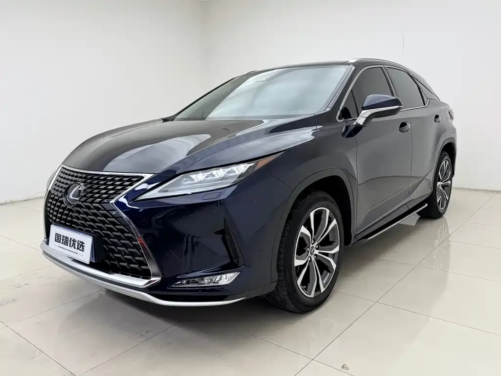 Lexus RX — фото 1
