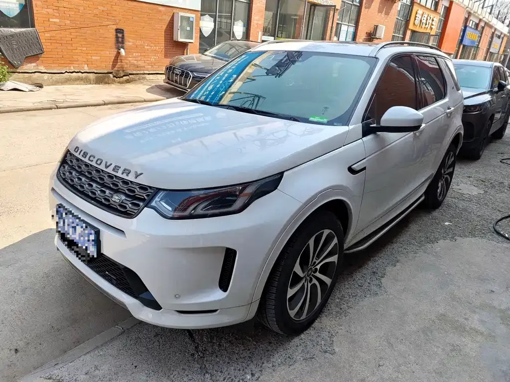 Land Rover Discovery Sport — фото 1