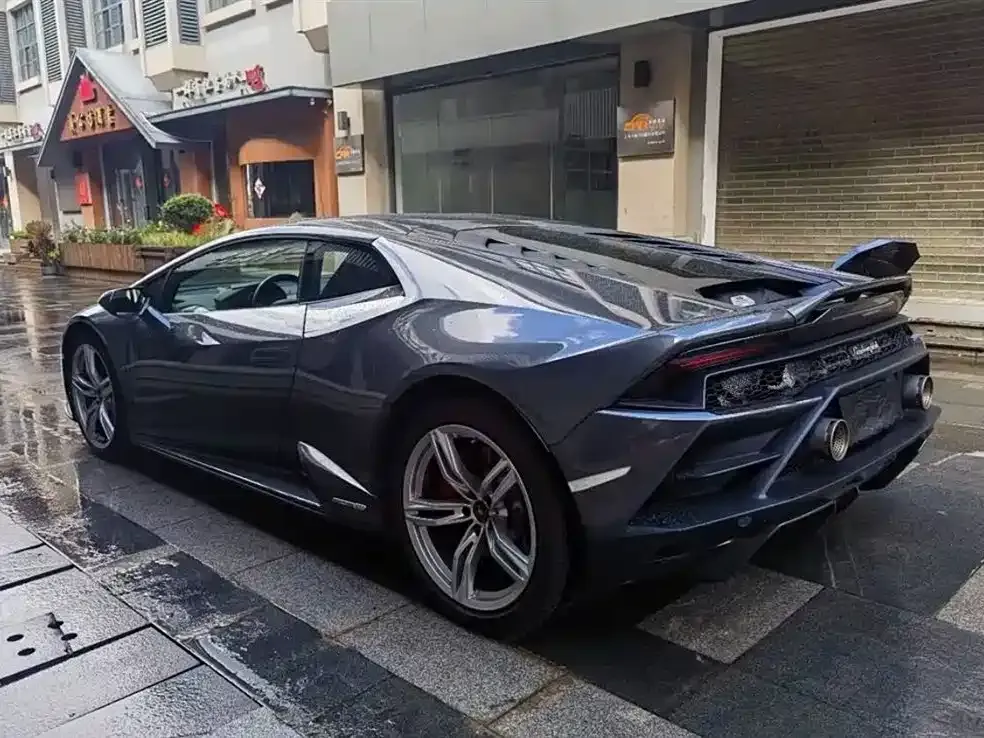 Lamborghini Huracan — фото 2