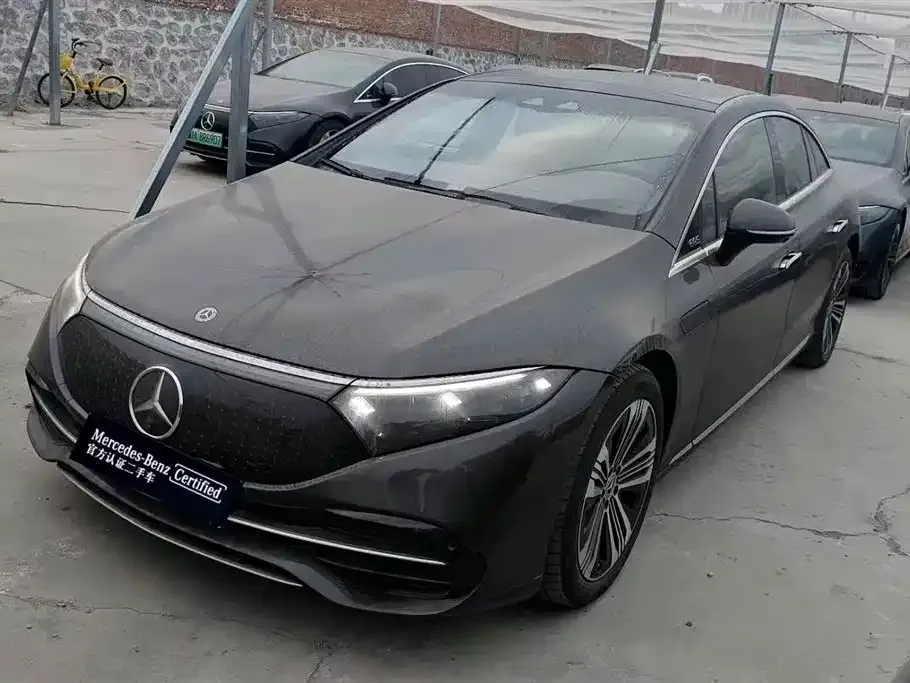 Mercedes-Benz EQS — фото 1