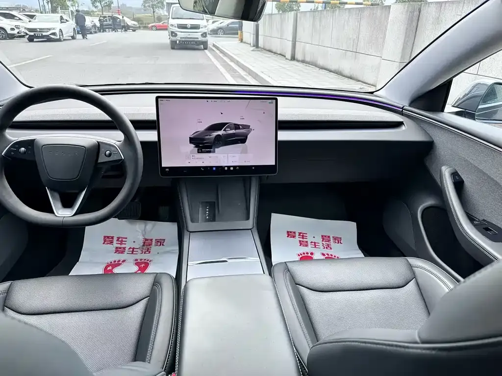 Tesla Model 3 — фото 4