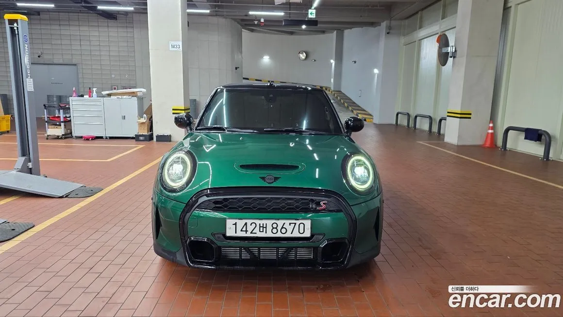 Mini Cooper Convertible — фото 1