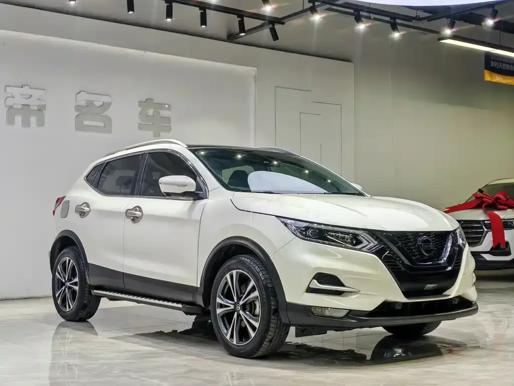 Nissan Qashqai — фото 4