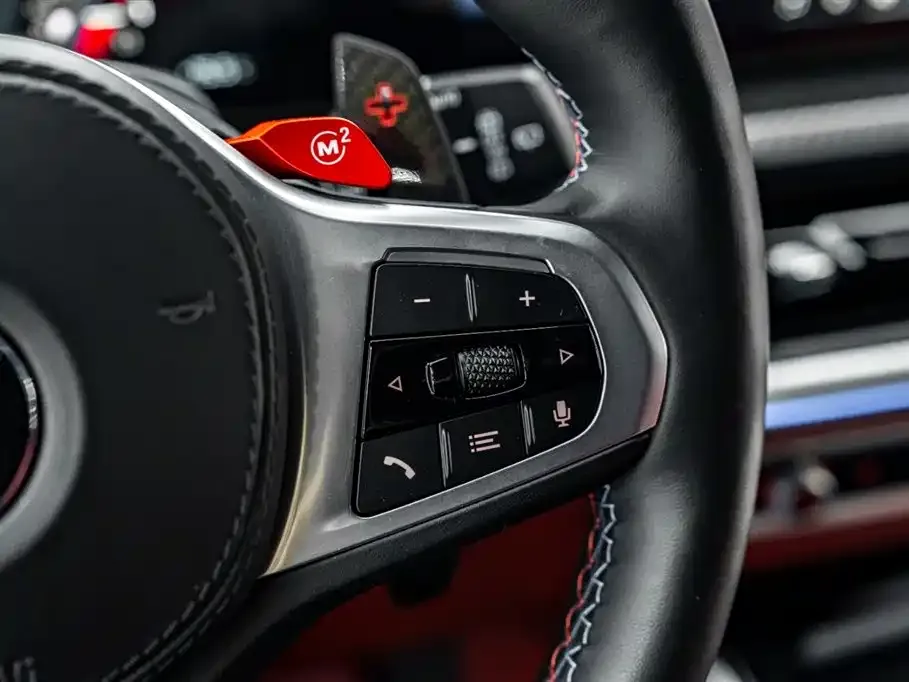 BMW XM — фото 5