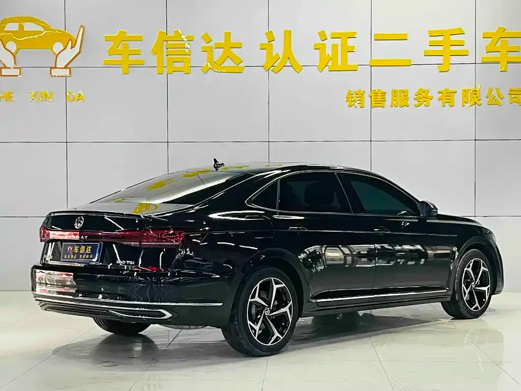 Volkswagen Passat — фото 3