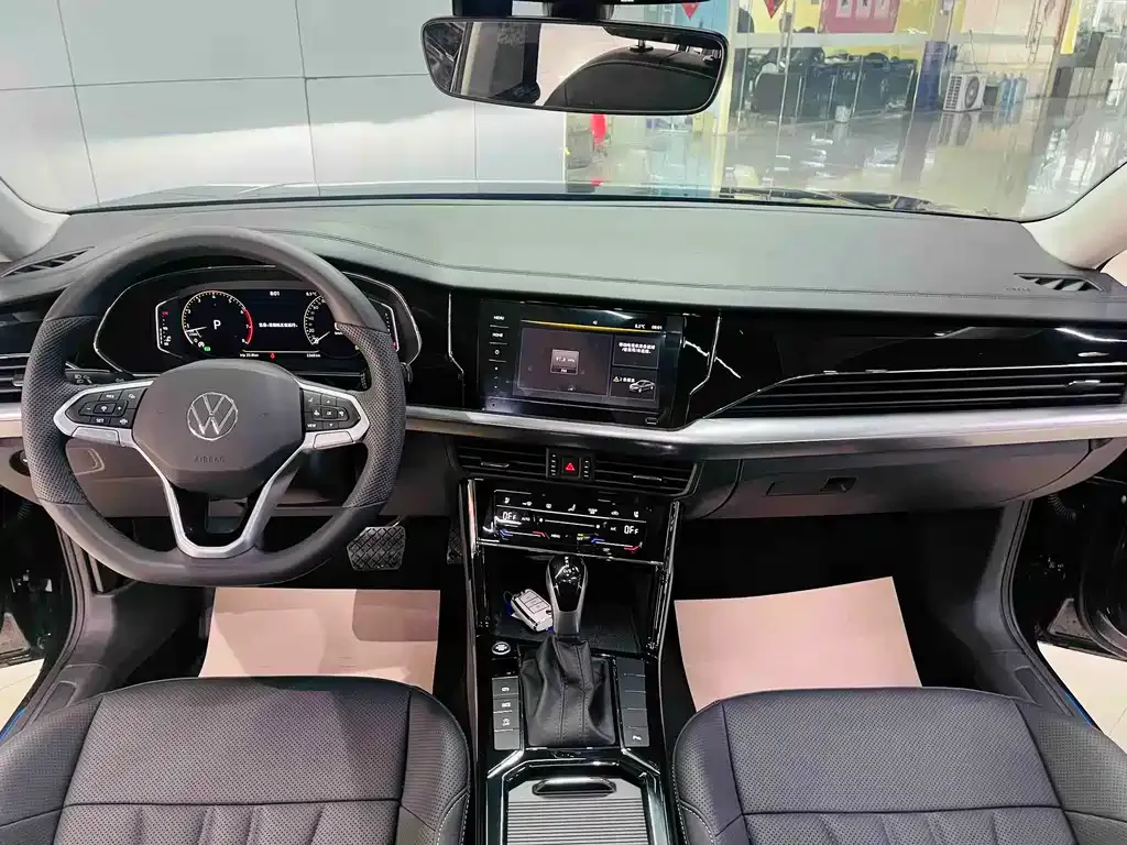 Volkswagen Passat — фото 7