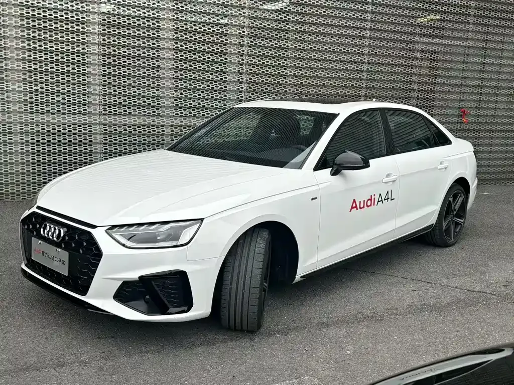 Audi A4L — фото 3