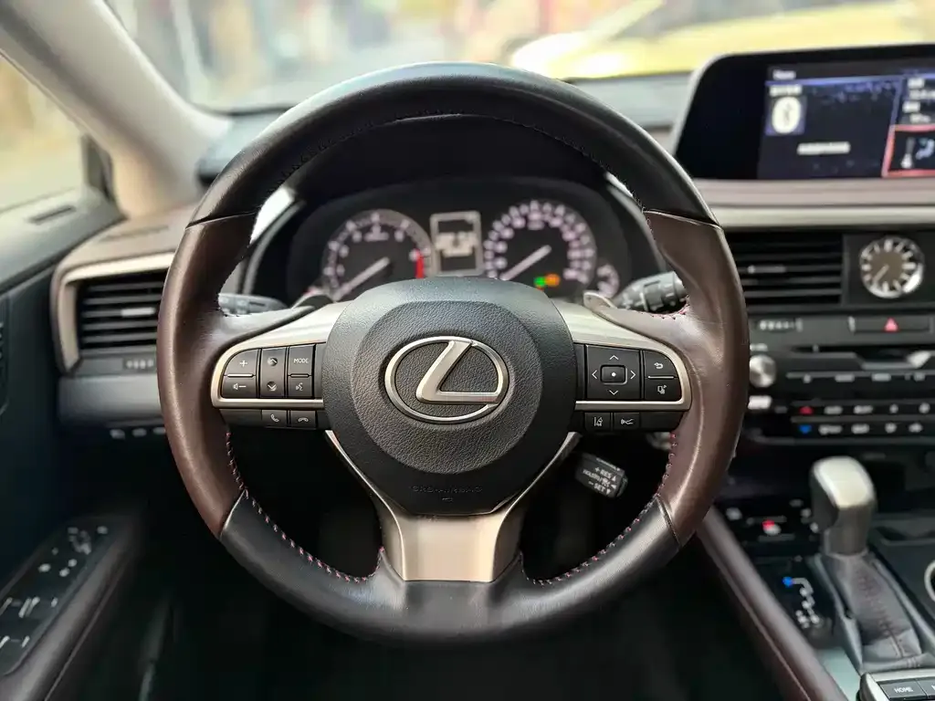Lexus RX — фото 2