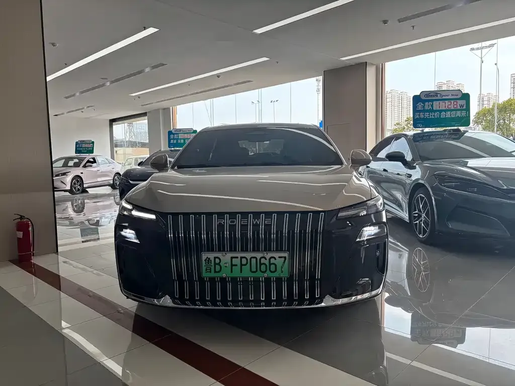 Roewe M7 DMH — фото 6