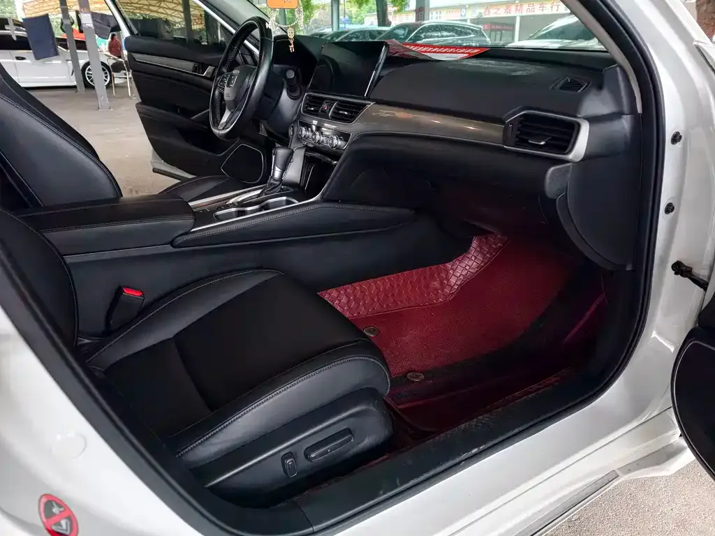 Honda Accord — фото 2